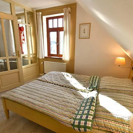 Ferienhaussiedlung Strandperlen Kuestenhof 5b Hébergement de vacances *