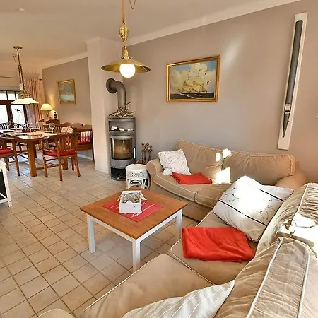 Holiday home Ferienhaussiedlung Strandperlen Kuestenhof 5b