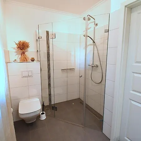 Hébergement de vacances Ferienhaussiedlung Strandperlen Kuestenhof 5b Wustrow (Fischland)