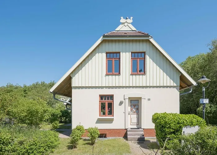 Ferienhaussiedlung Strandperlen Kuestenhof 5b * Wustrow (Fischland)